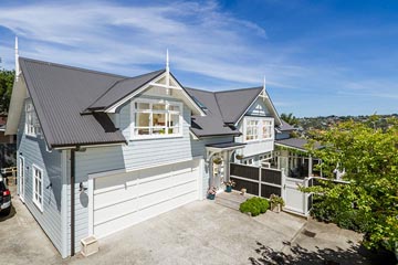 Kowhai House 01